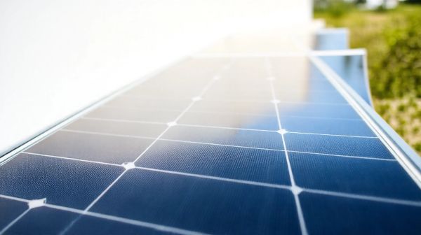 Les 5 étapes essentielles pour sélectionner votre panneau solaire idéal